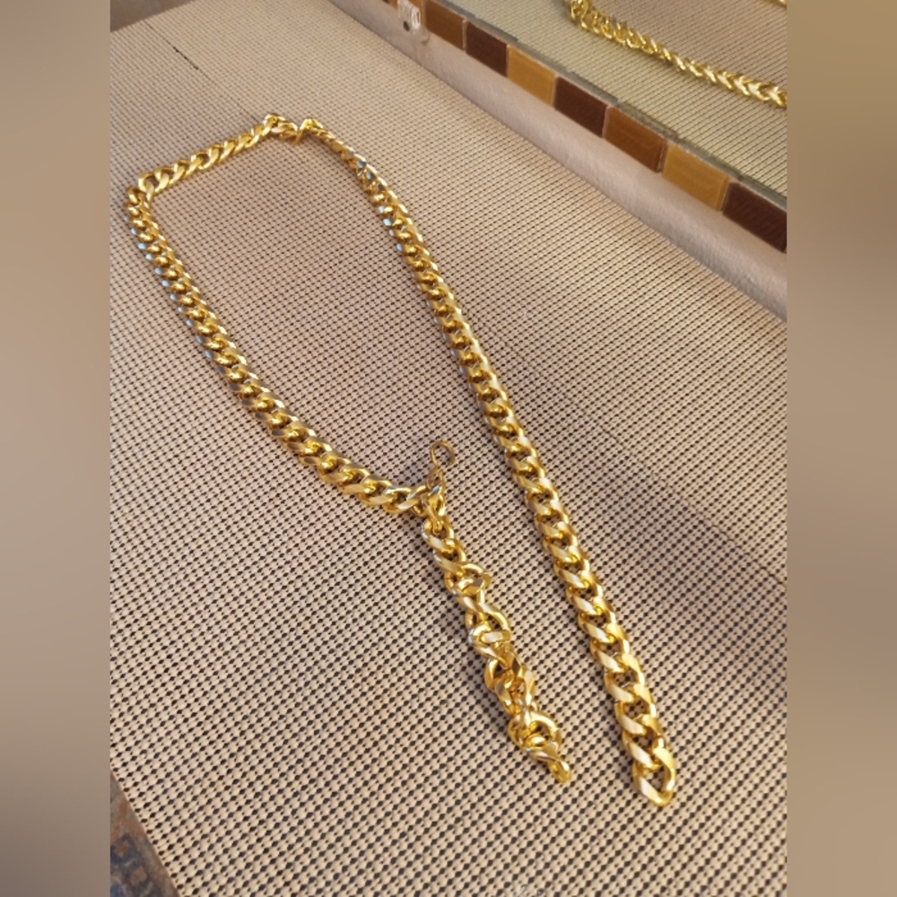 Gold tone Adjustable Linked Belt